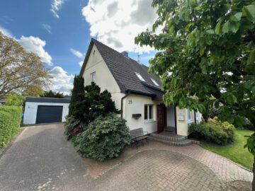 *** Charmantes Zuhause mit Holzofen, Garage, Wintergarten und vieles mehr ***, 21376 Salzhausen, Einfamilienhaus