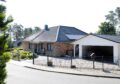 *** Energieeffizient, frei lieferbar und bebau- oder teilbar *** - mit Doppelcarport