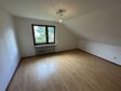 *** Großes Zweifamilienhaus mit viel Platz & Raum für 2 Generationen oder zum Arbeiten & Wohnen *** - Zimmer ca. 15,7m²
